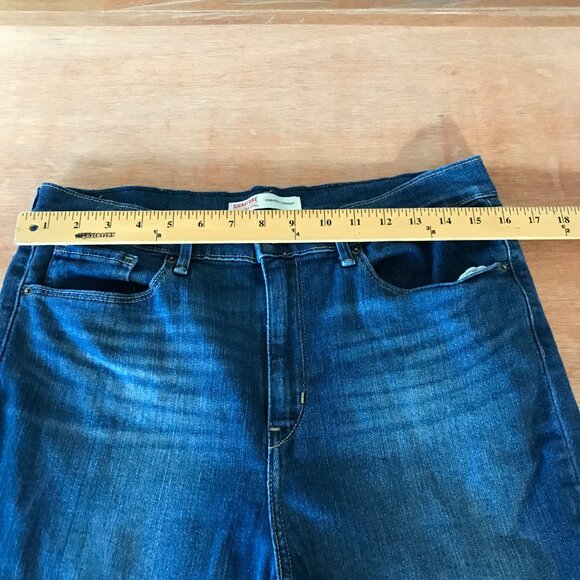 Levi's Strauss Signature Straight Jeans Women W30 10M Blue High Rise Dark Wash - Picture 11 of 14